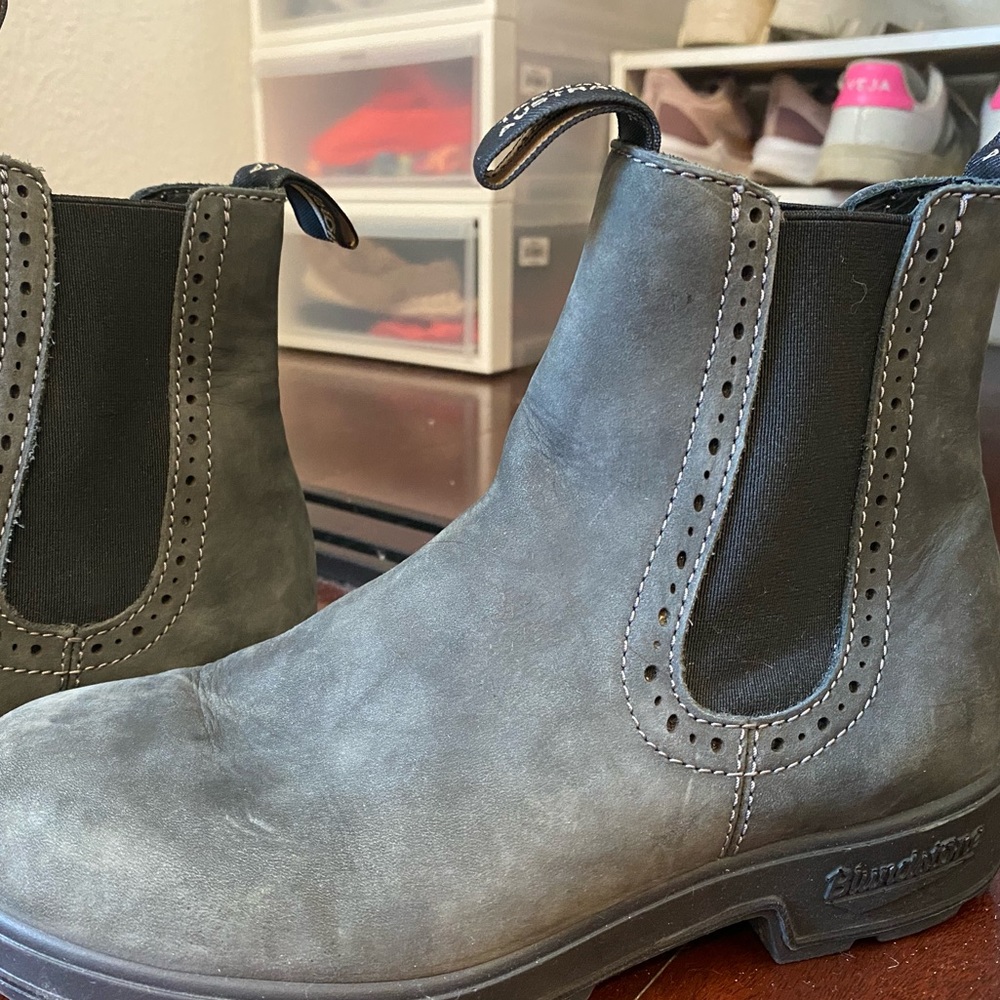 Blundstones